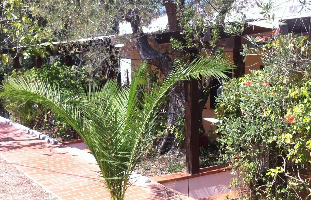 Villa Anna Residence Rodi Rodi Garganico Bagian luar foto