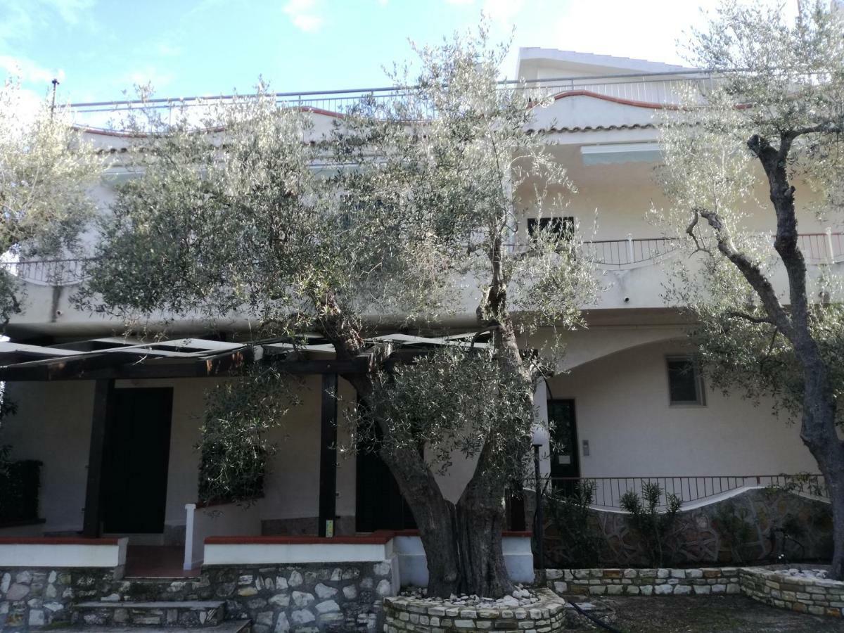 Villa Anna Residence Rodi Rodi Garganico Bagian luar foto